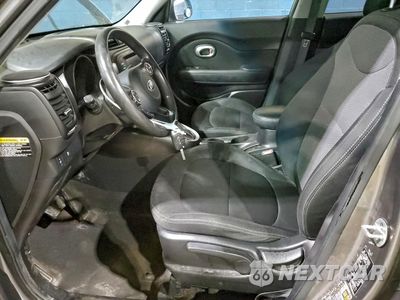 Zdjęcie 7 z 14 samochodu: 2018 KIA SOUL + VIN:KNDJP3A59J7537325 - miniatura