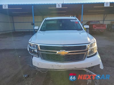 Piąte zdjęcie samochodu w środku: 2018 CHEVROLET SUBURBAN K1500 LT VIN:1GNSKHKC9JR240855 - miniatura