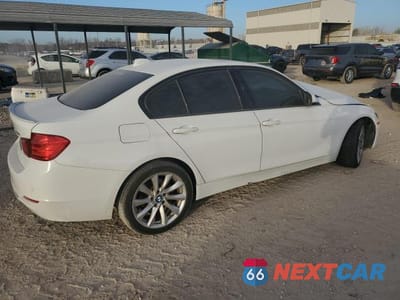 Trzecie zdjęcie samochodu z tyłu: 2013 BMW 328 I SULEV VIN:WBA3C1C50DF439152 - miniatura
