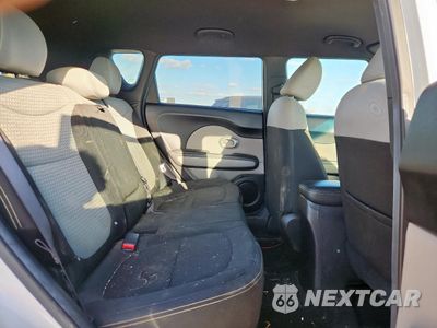 Zdjęcie 10 z 13 samochodu: 2015 KIA SOUL + VIN:KNDJP3A55F7163741 - miniatura