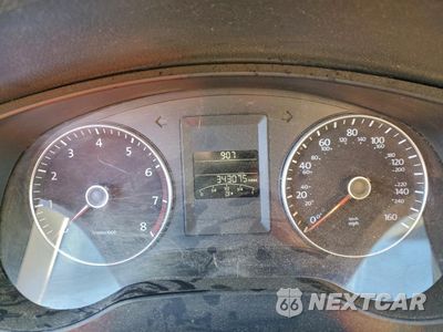 Zdjęcie 9 z 14 samochodu: 2014 VOLKSWAGEN JETTA SE VIN:3VWD17AJ4EM220113 - miniatura