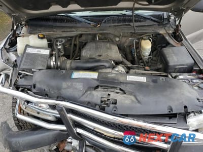 Zdjęcie 11 z 12 samochodu: 2001 CHEVROLET SILVERADO K2500 HEAVY DUTY VIN:1GCHK24G61E237824 - miniatura