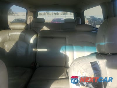 Zdjęcie 10 z 14 samochodu: 2002 CHEVROLET SUBURBAN C1500 VIN:1GNEC16Z42J229844 - miniatura