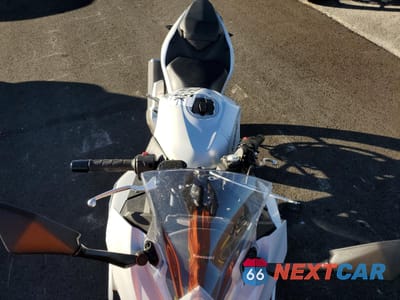 Piąte zdjęcie samochodu w środku: 2024 KAWASAKI EX500 VIN:ML5EXGG1XRDA18209 - miniatura