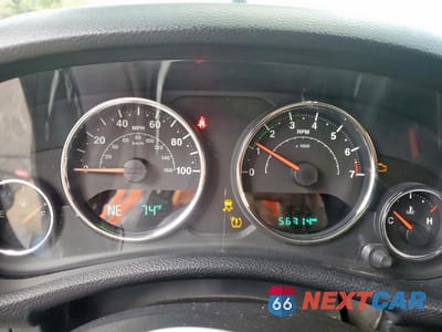 Zdjęcie 9 z 12 samochodu: 2015 JEEP WRANGLER RUBICON VIN:1C4BJWCG4FL625977 - miniatura