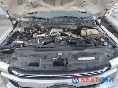 Zdjęcie 11 z 11 samochodu: 2022 FORD F350 XLT 6.7L V8 TDSL CAB & CHASSIS VIN:1FD8W3HT8NED68028 - miniatura