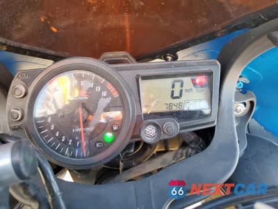 Zdjęcie 7 z 10 samochodu: 2005 SUZUKI GSX-R600 K VIN:JS1GN7CA452103733 - miniatura