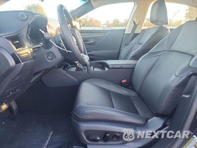 Zdjęcie 7 z 14 samochodu: 2025 LEXUS ES 300H BASE VIN:58ADA1C12SU072990 - miniatura