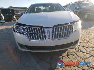Piąte zdjęcie samochodu w środku: 2011 LINCOLN MKZ VIN:3LNHL2GCXBR765351 - miniatura