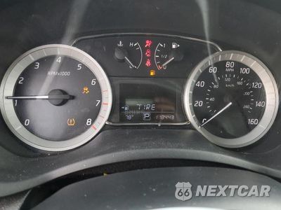 Zdjęcie 9 z 12 samochodu: 2014 NISSAN SENTRA SV VIN:3N1AB7AP7EY321780 - miniatura