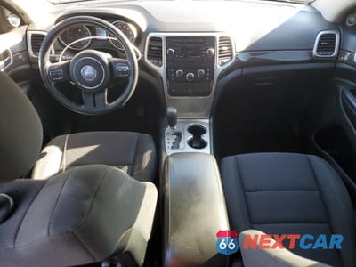 Zdjęcie 8 z 13 samochodu: 2011 JEEP GRAND CHEROKEE LAREDO VIN:1J4RR4GG3BC584459 - miniatura