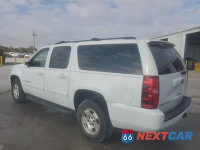 Drugie zdjęcie samochodu z przodu: 2009 CHEVROLET SUBURBAN K1500 LT VIN:1GNFK26329R216255 - miniatura