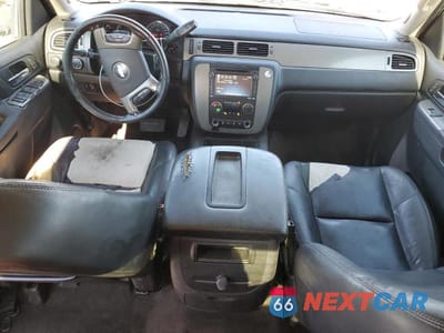 Zdjęcie 8 z 12 samochodu: 2014 CHEVROLET SILVERADO K2500 HEAVY DUTY LTZ VIN:1GC1KYE8XEF171452 - miniatura