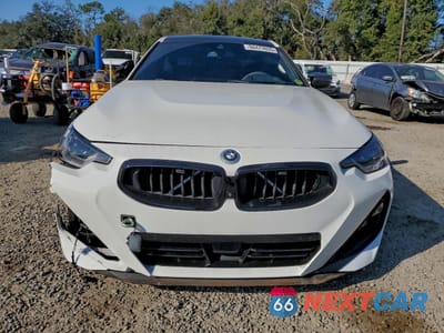 Piąte zdjęcie samochodu w środku: 2022 BMW M240XI VIN:3MW53CM0XN8C49182 - miniatura