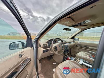 Zdjęcie 8 z 10 samochodu: 2005 MERCURY MONTEREY LUXURY VIN:2MRDA222X5BJ01879 - miniatura