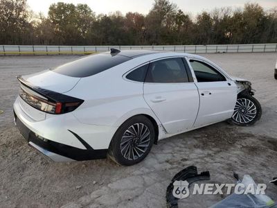 Trzecie zdjęcie samochodu z tyłu: 2025 HYUNDAI SONATA HYBRID VIN:KMHL54JJ3SA123250 - miniatura