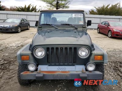 Piąte zdjęcie samochodu w środku: 1998 JEEP WRANGLER / TJ SPORT VIN:1J4FY19S3WP758048 - miniatura