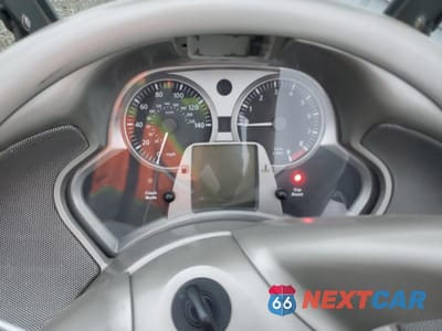 Zdjęcie 7 z 9 samochodu: 2006 BMW K1200 LT VIN:WB10559A26ZL72502 - miniatura