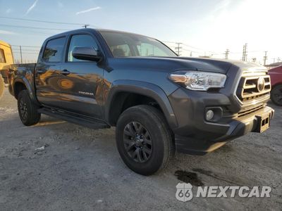 Czwarte zdjęcie samochodu z boku: 2023 TOYOTA TACOMA DOUBLE CAB VIN:3TMCZ5ANXPM534978 - miniatura