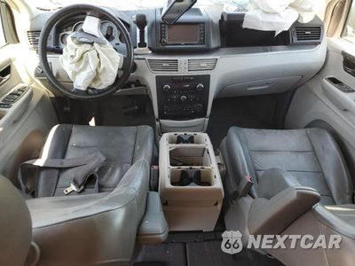 Zdjęcie 8 z 13 samochodu: 2009 VOLKSWAGEN ROUTAN SEL VIN:2V8HW54X69R553541 - miniatura