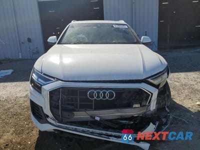 Piąte zdjęcie samochodu w środku: 2019 AUDI Q8 PREMIUM VIN:WA1AVAF14KD010175 - miniatura