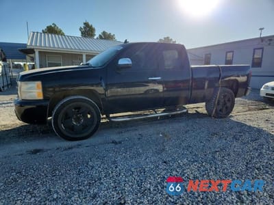 2007 CHEVROLET SILVERADO C1500 2GCEC19C771598070 - główne zdjęcie licytacji z USA - miniatura