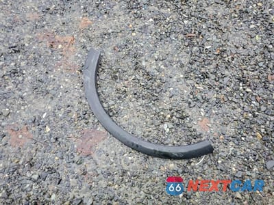 Zdjęcie 13 z 14 samochodu: 2011 VOLVO C30 T5 VIN:YV1672MK4B2211281 - miniatura