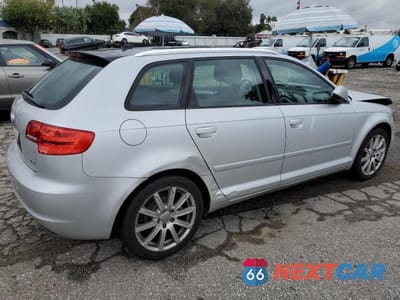 Trzecie zdjęcie samochodu z tyłu: 2011 AUDI A3 VIN:WAUKJAFM0BA099533 - miniatura
