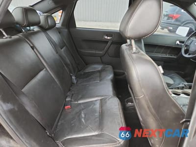 Zdjęcie 10 z 12 samochodu: 2010 FORD FOCUS VIN:1FAHP3GN6AW157652 - miniatura