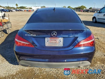 Zdjęcie 6 z 12 samochodu: 2018 MERCEDES-BENZ CLA 250 VIN:WDDSJ4EB1JN619997 - miniatura