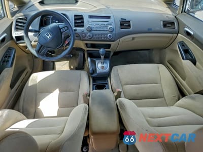 Zdjęcie 8 z 13 samochodu: 2006 HONDA CIVIC LX VIN:1HGFA16596L021275 - miniatura