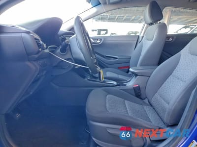 Zdjęcie 7 z 12 samochodu: 2019 HYUNDAI IONIQ BLUE VIN:KMHC65LC3KU175624 - miniatura