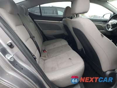 Zdjęcie 10 z 12 samochodu: 2020 HYUNDAI ELANTRA SEL VIN:5NPD84LF0LH539405 - miniatura