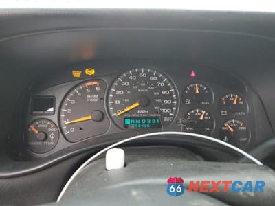 Zdjęcie 9 z 12 samochodu: 2001 CHEVROLET SILVERADO K2500 HEAVY DUTY VIN:1GCHK24G61E237824 - miniatura