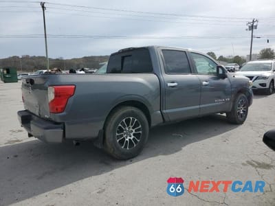 Trzecie zdjęcie samochodu z tyłu: 2020 NISSAN TITAN SV 2WD V8 CREW CAB 5.6L VIN:1N6AA1EF7LN507163 - miniatura