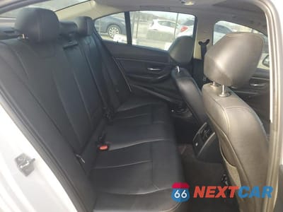 Zdjęcie 10 z 13 samochodu: 2013 BMW 328 I SULEV VIN:WBA3C1C50DF439152 - miniatura