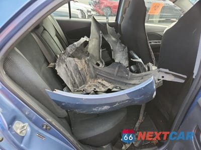 Zdjęcie 12 z 13 samochodu: 2012 TOYOTA YARIS VIN:JTDBT4K32CL021689 - miniatura