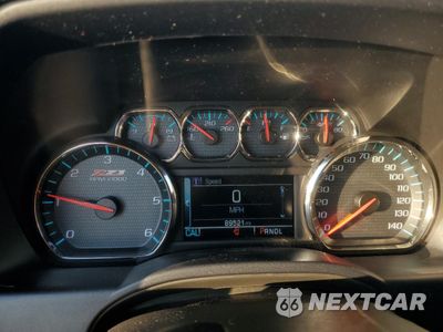 Zdjęcie 9 z 13 samochodu: 2017 CHEVROLET SILVERADO K1500 LT VIN:3GCUKREC6HG100131 - miniatura