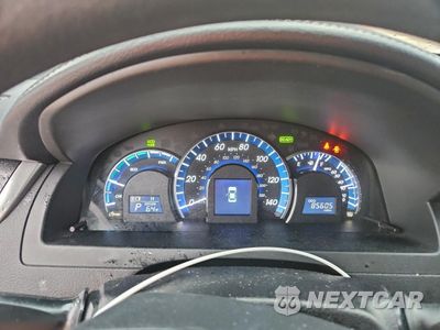 Zdjęcie 9 z 12 samochodu: 2013 TOYOTA CAMRY HYBRID VIN:4T1BD1FK4DU070252 - miniatura