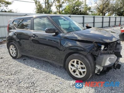 Czwarte zdjęcie samochodu z boku: 2021 KIA SOUL VIN:KNDJ23AU6M7768922 - miniatura