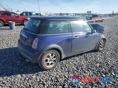 Trzecie zdjęcie samochodu z tyłu: 2006 MINI COOPER VIN:WMWRC33516TK64095 - miniatura