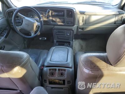 Zdjęcie 8 z 16 samochodu: 2002 GMC DENALI VIN:1GKEK63U82J303305 - miniatura