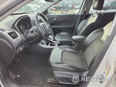 Zdjęcie 7 z 13 samochodu: 2018 JEEP COMPASS LATITUDE VIN:3C4NJDBB5JT336272 - miniatura