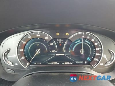 Zdjęcie 9 z 12 samochodu: 2018 BMW 530E VIN:WBAJA9C50JB249690 - miniatura