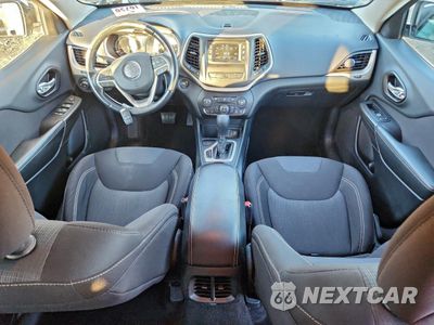 Zdjęcie 8 z 13 samochodu: 2015 JEEP CHEROKEE LATITUDE VIN:1C4PJLCB5FW601842 - miniatura