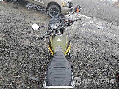 Zdjęcie 6 z 10 samochodu: 2021 KAWASAKI ZR900 R VIN:JKAZR2C1XMA053957 - miniatura