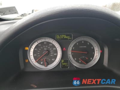 Zdjęcie 9 z 12 samochodu: 2011 VOLVO C70 T5 VIN:YV1672MCXBJ118635 - miniatura