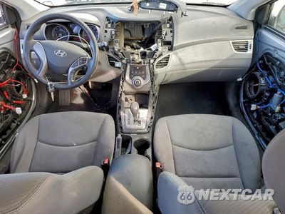Zdjęcie 8 z 13 samochodu: 2013 HYUNDAI ELANTRA GLS VIN:KMHDH4AEXDU779512 - miniatura