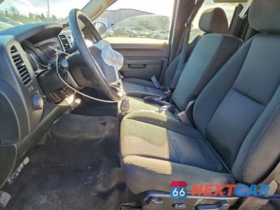 Zdjęcie 7 z 12 samochodu: 2010 CHEVROLET SILVERADO K1500 LT VIN:1GCSKSE39AZ292715 - miniatura