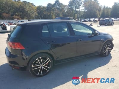 Trzecie zdjęcie samochodu z tyłu: 2017 VOLKSWAGEN GTI S/SE VIN:3VW447AUXHM043850 - miniatura